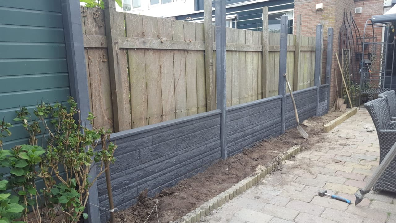 Nieuwe betonpalen en onderplaten — foto 3