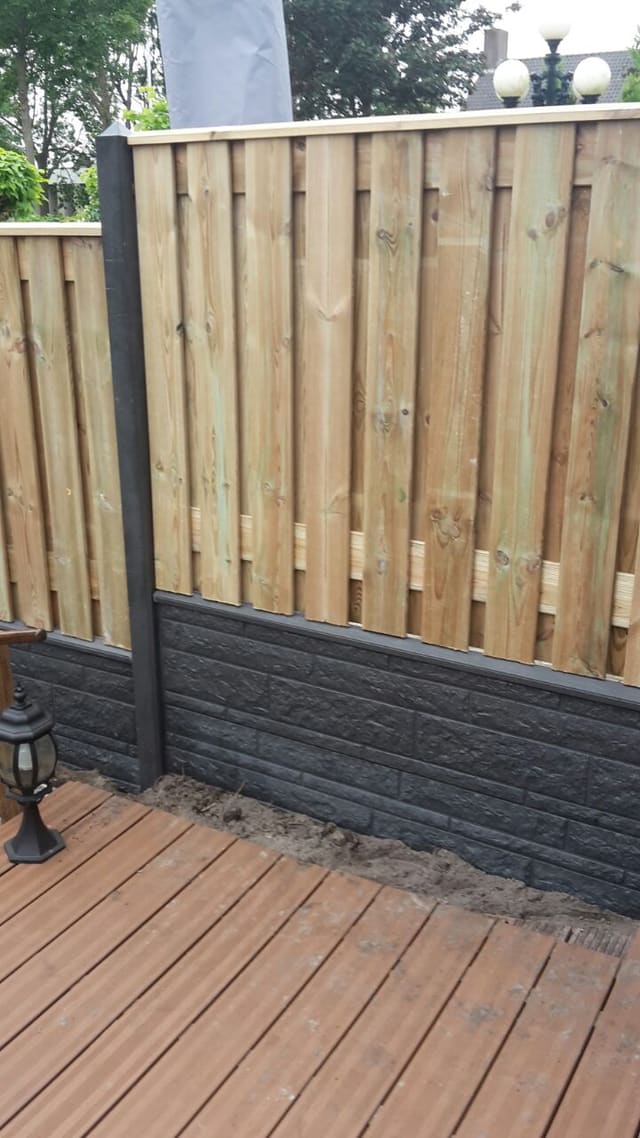 Grenen hout-beton schutting — foto 3