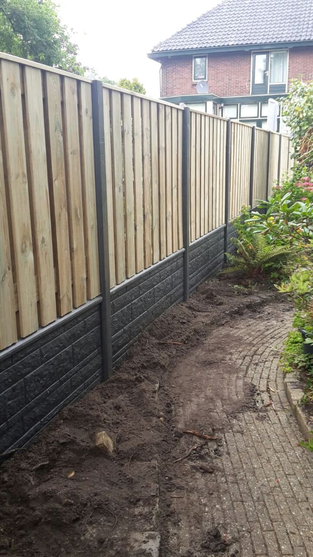 Grenen hout-beton schutting — foto 4